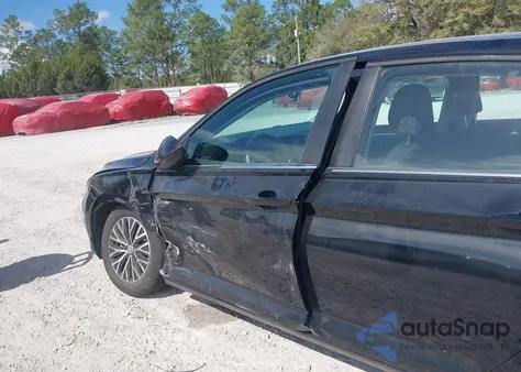 2021 Volkswagen Jetta 1.4T R-Line/1.4T S/1.4T Se из США, поврежденный, VIN 3VWC57BU0MM088331